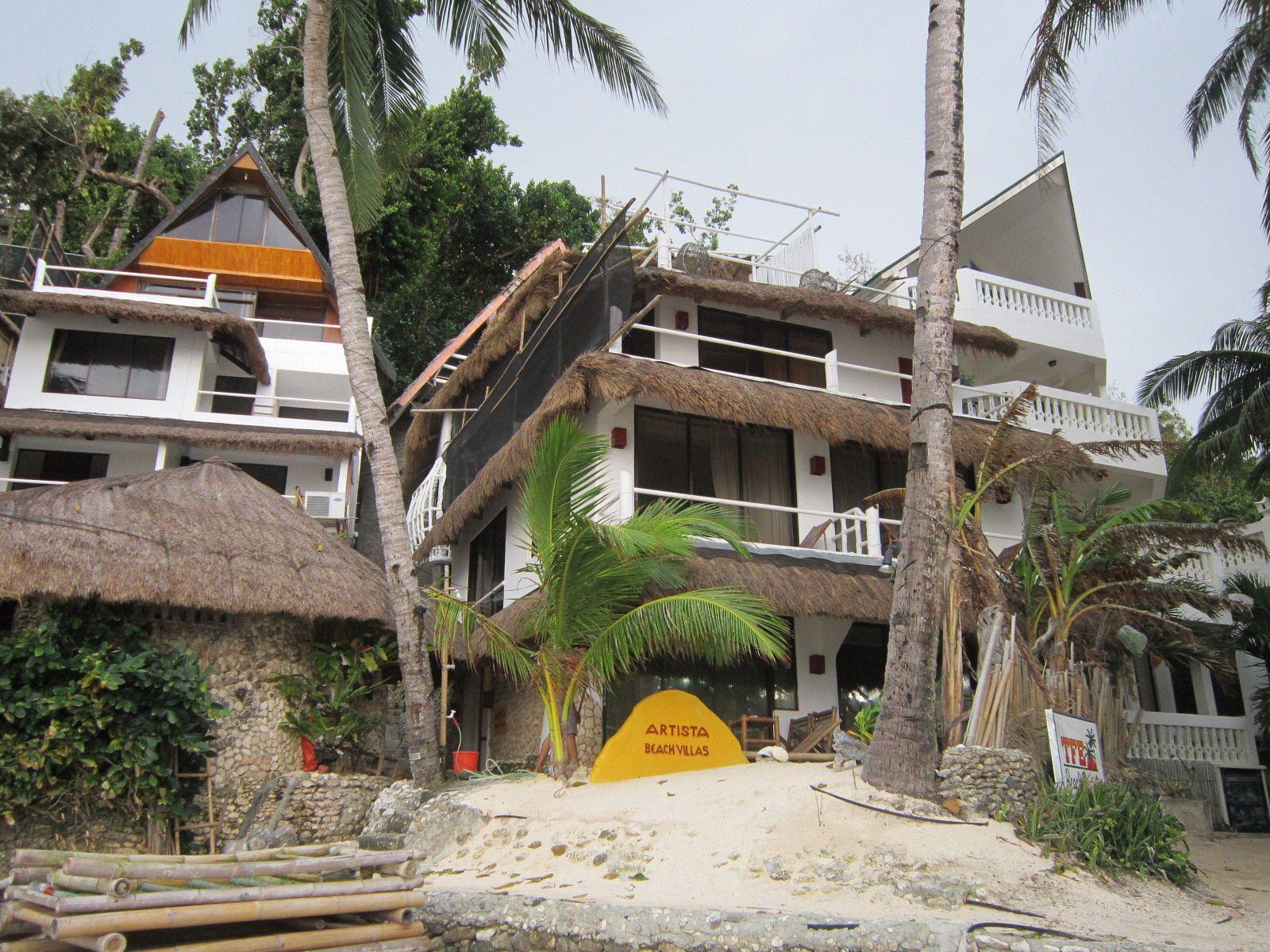 Artista Beach Villa Balabag  Buitenkant foto